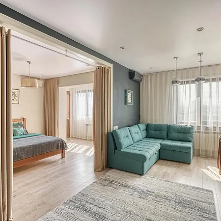 Sovremennye Apartamenty: Central Mountain View Retreat Almaty Exterior photo