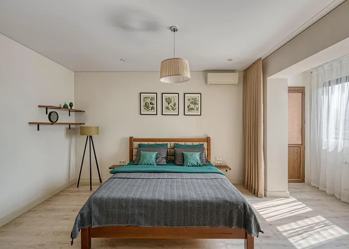Lighthouse Apartments Aisulu At Arbat Area - Traveler\'S Choice