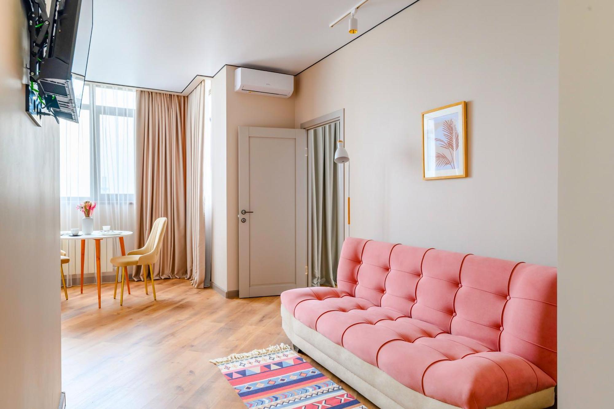 Sovremennye Apartamenty: Mountain View Retreat Apartment