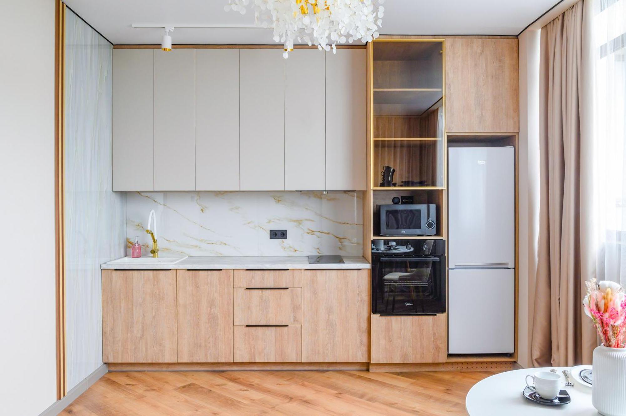 Sovremennye Apartamenty: Mountain View Retreat