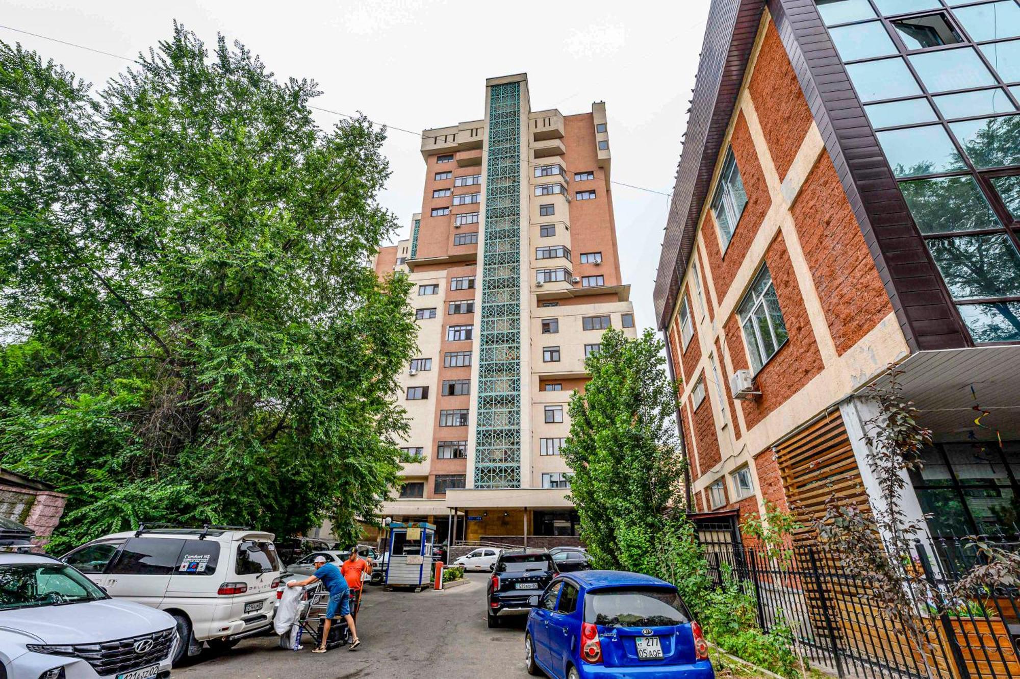 Sovremennye Apartamenty: Mountain View Retreat Apartment