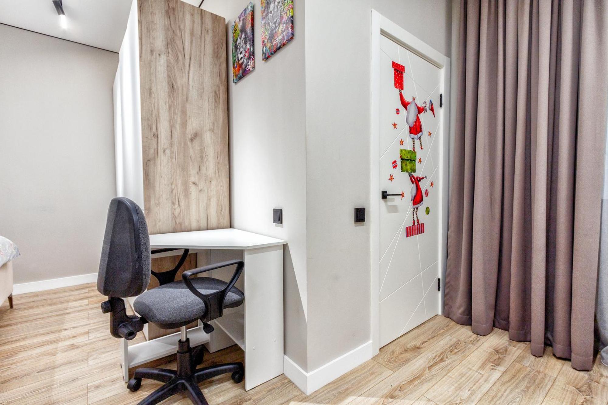 Sovremennye Apartamenty: Mountain View Retreat Apartment