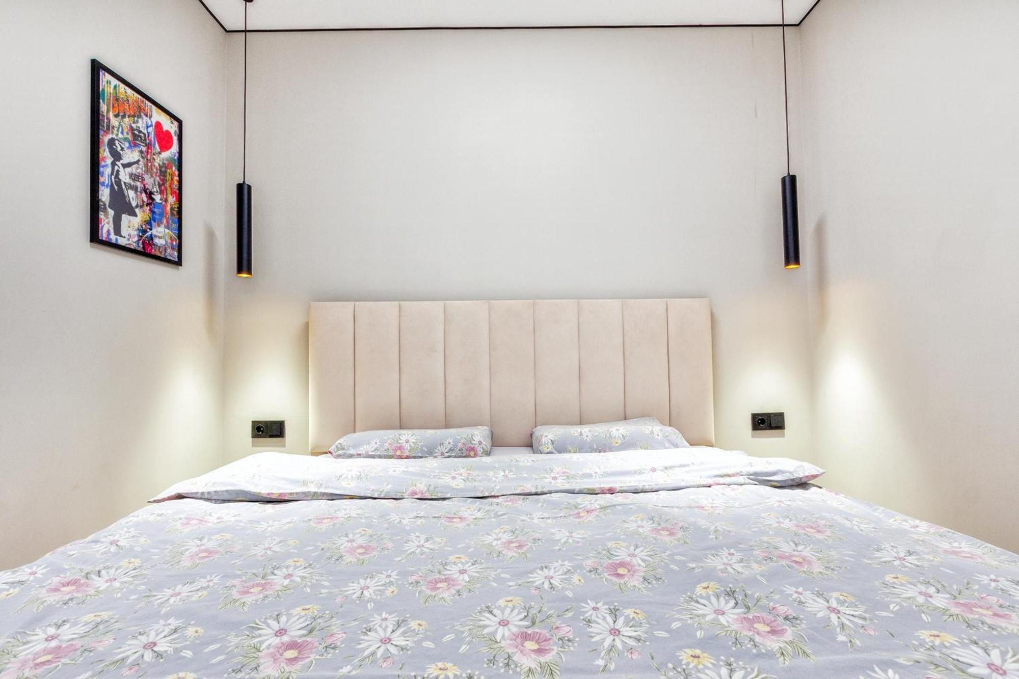 Sovremennye Apartamenty: Mountain View Retreat